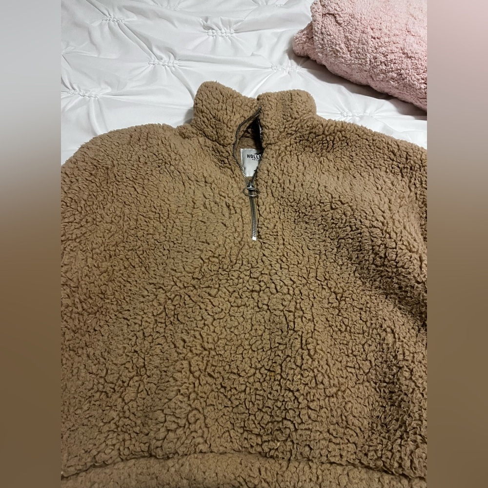 Hollister Teddy Quarter Zip
